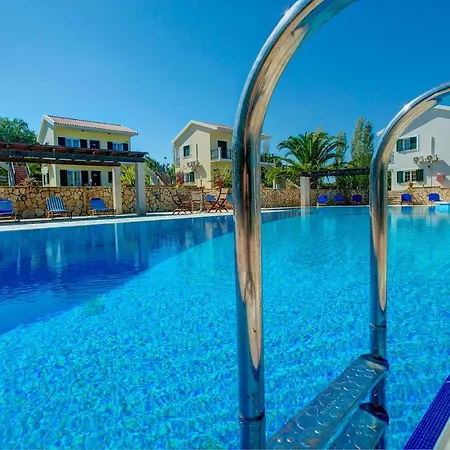 Liakas Village Apartment *