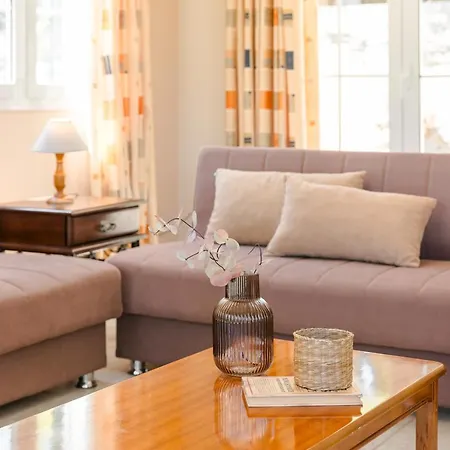 Apartman Liakas Village *